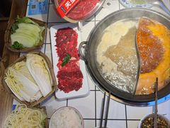 -热火朝天鲜切牛肉火锅(南强街巷店)