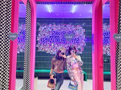 -枫叶小镇奥特莱斯