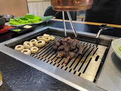 -臻牛烤肉
