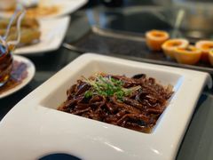 -HOMES上海本帮菜(襄阳公园店)