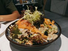 烟熏三文鱼杂菌沙拉-BE BRIGHT KITCHEN(正佳广场店)