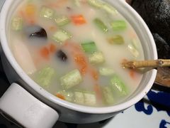 -绿茶餐厅(领展购物广场·中关村店)