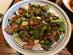 -云海肴·汽锅鸡·云南菜(天山百盛优客店)