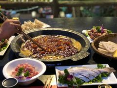 -楠柏弯休闲山庄(梨花溪店)