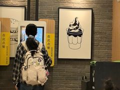 -麦当劳(上海虹桥站30B检票口楼上)