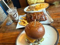 -Ribs & Burgers The Rocks