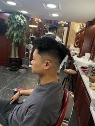 -绅仕門男士理发馆