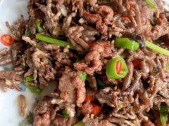 猫爪菇炒牛肉-下梅人家土菜馆(历史文化餐厅度假区店)