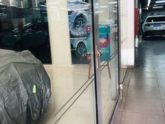 -上海伟杰·捷豹路虎4S店(闵行店)