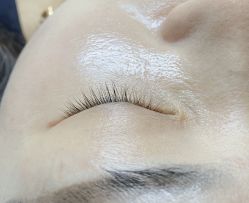 -悠禾·美甲美睫·皮肤管理