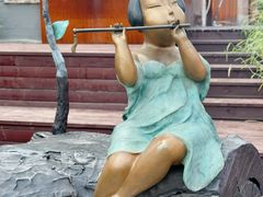 -苹果树下艺术餐厅(宋庄店)