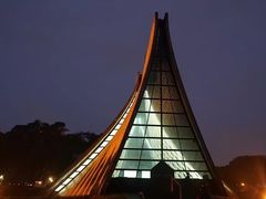 -路思义教堂