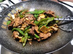 -费大厨辣椒炒肉(黄兴中心广场店)