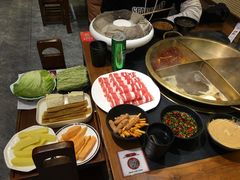 -沸炉重庆老火锅(军事博物馆店)