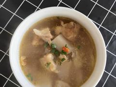 -鲸育宝宝月嫂(徐汇店)