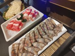 -尚尚仙·酸汤猪手·猪肚鸡火锅(华联万柳购物中心店)