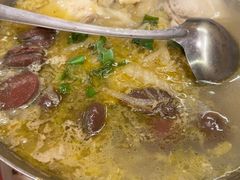 -闯关东东北农家菜(崂山石老人店)