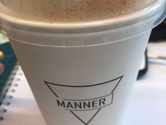 燕麦拿铁-Manner Coffee(凌空SOHO店)