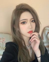 -变画·发型STUDIO