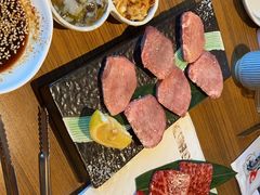 -炼火烤肉店