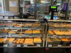 面包甜点陈列柜-洪长兴(云南南路店)
