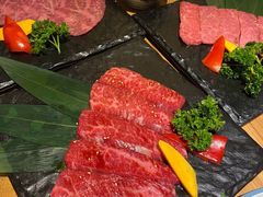 -炼火烤肉店