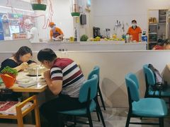 -浪里寻·臻牛养生牛肉火锅(方圆荟店)
