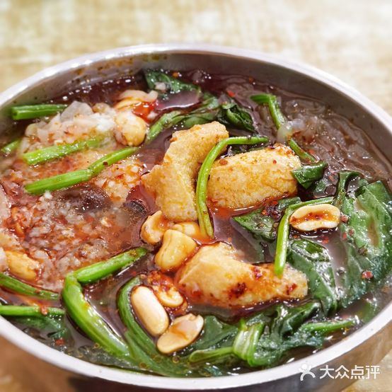 金张政麻辣烫(姜沟路店)