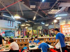 大堂-憨铁匠老火锅(龙岗万科里店)