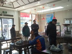 -老陆稿荐(西中市店)