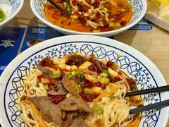 -李与白包子铺(桐梓林店)