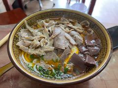 -花溪牛肉粉(八鸽岩店)