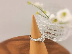 -威德钻石-克拉钻大本营(南京东路店)