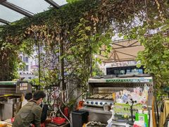 -蚝哥花姐湛江烤生蚝(美丽湾市场店)