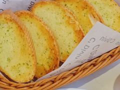 蒜香法棍-库滋明·俄罗斯特色美食(中央大街店)