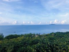 -三亚湾海居铂尔曼度假酒店