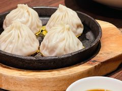 脆煎灌汤小笼包-十里弄堂(K11店)