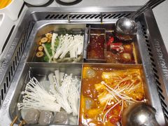 四拼锅底-海底捞火锅(海宁路店)