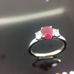 -恒阳珠宝·高级定制镶嵌·天然彩宝·天然钻石(南京西路店)