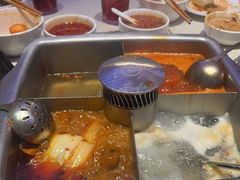 番茄锅底-海底捞火锅(杭州庆春路夜宵主题店)