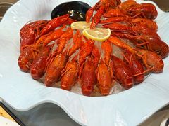 -肥肥虾庄·金牌油焖大虾(首义路店)