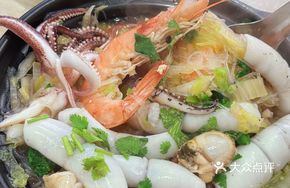 Seafood Family Feast Hot Pot