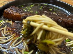 -小龙大肉面馆