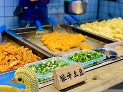 -八一路好吃街(雨田商务大厦店)