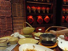 -石梅湾威斯汀度假酒店-品味餐厅·川湘菜·海鲜风味火锅·手工面食·万州烤鱼·口味牛蛙·小龙虾