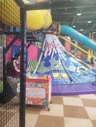 -欧酷世界动力星球(王府井奥莱UP TOWN店)