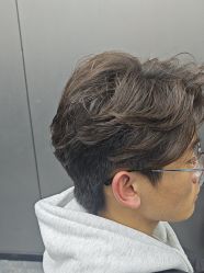 -米可造型烫发染发