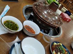 -岳记兴隆·青城腊排铜火锅(融创店)