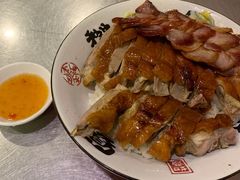 烧鹅拼叉烧饭-吾家香港烧腊专门店
