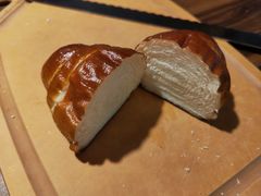 -沁屋面包店(人民东路店)